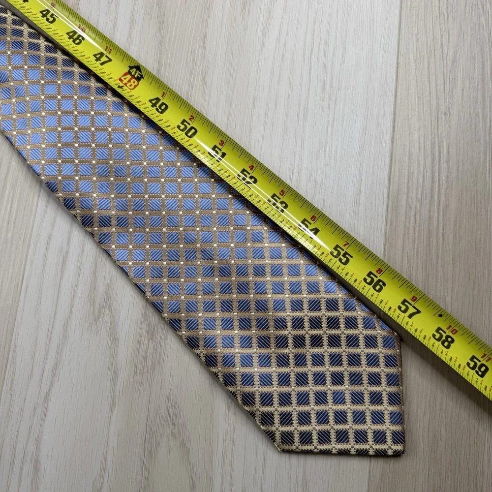 Giorgio Armani Men's Necktie Textured Made In Italy 3.5